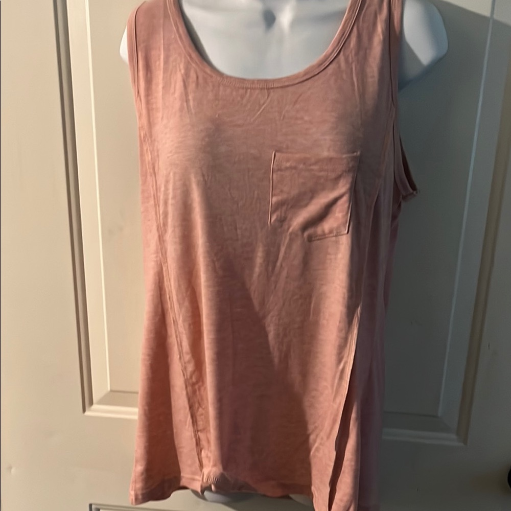 Women's Pink Sleeveless Top